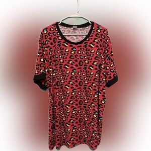 Super cute and brightly colored ladies top!